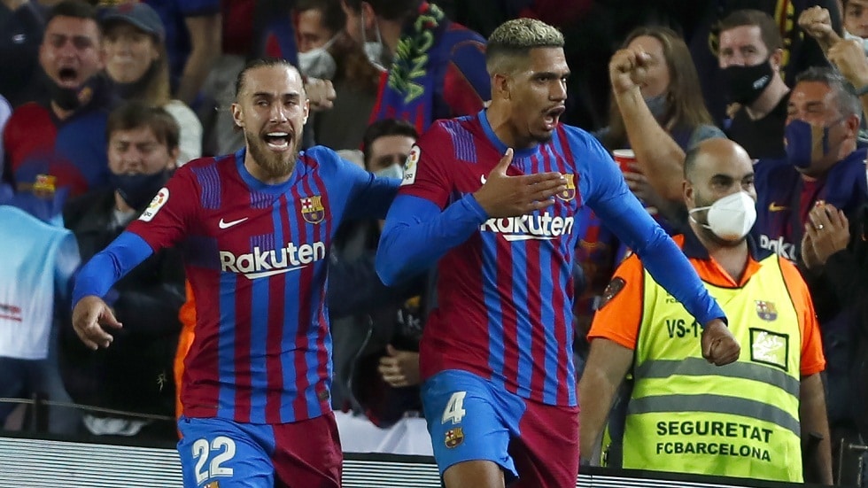 مباراة برشلونة وليفانتي