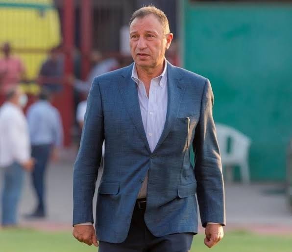 شوبير يكشف كواليس تواصل الأهلي مع كيروش لتدريب الفريق شوبير يكشف كواليس تواصل الأهلي مع كيروش لتدريب الفريق