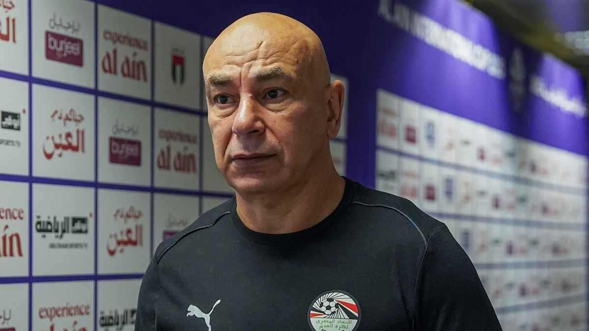 خلاف علني بين ميكالي وحسام حسن: صراع التصريحات بين الكفاءة والجنسية في تدريب المنتخبات