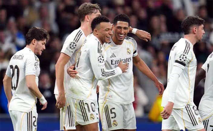 ريال مدريد يتصدر الدوري الإسباني بعد فوزه على فياريال