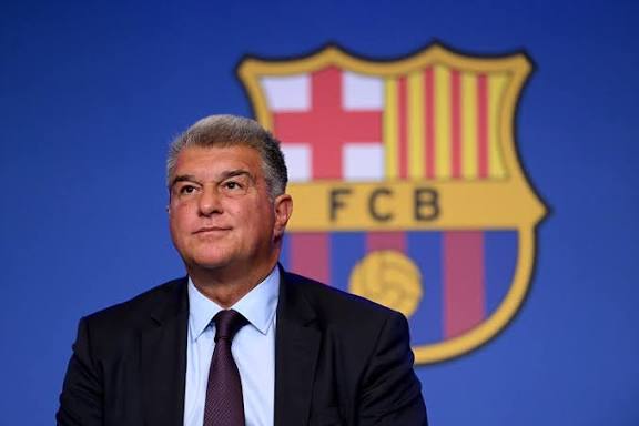خوان لابورتا يودع برشلونة رسميًا قبل خوض معركة الانتخابات