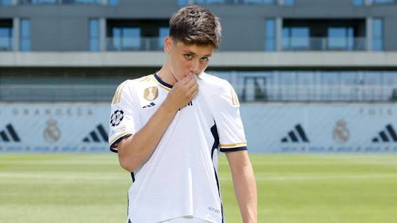 أردا جولر يحقق رقمًا تاريخيًا مع ريال مدريد ويزيد مكافآت فنربخشة
